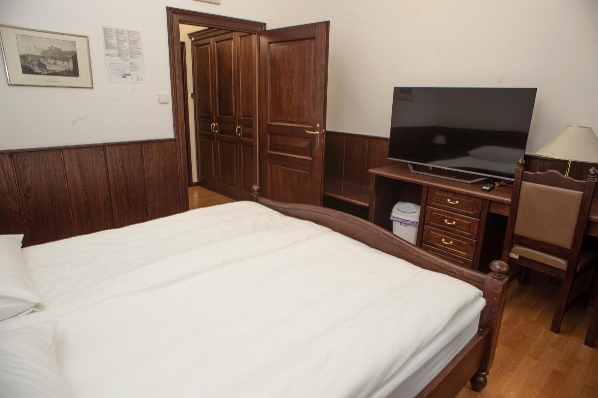 Vila Herberstein Velenje Zimmer foto