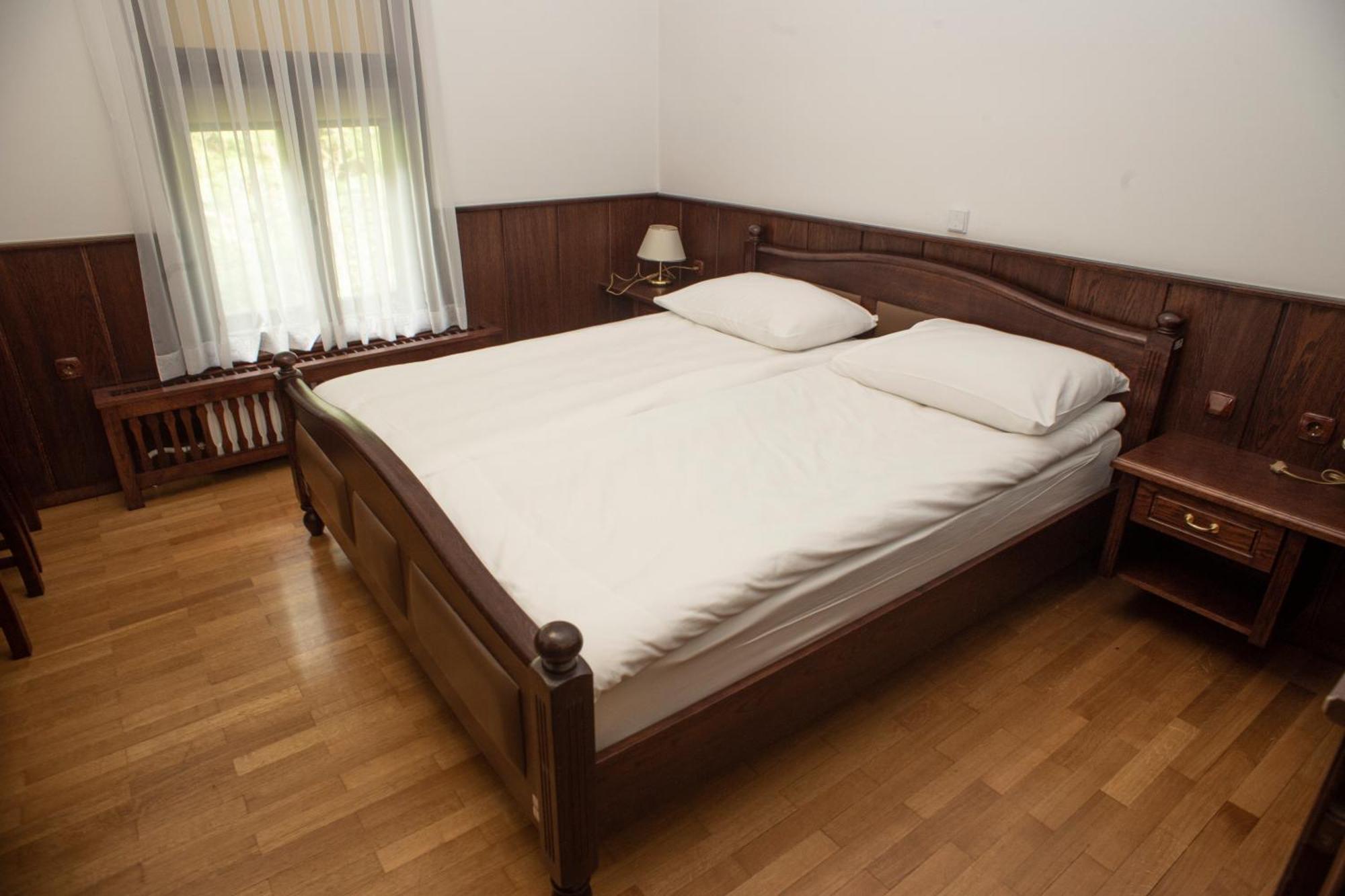 Vila Herberstein Velenje Zimmer foto